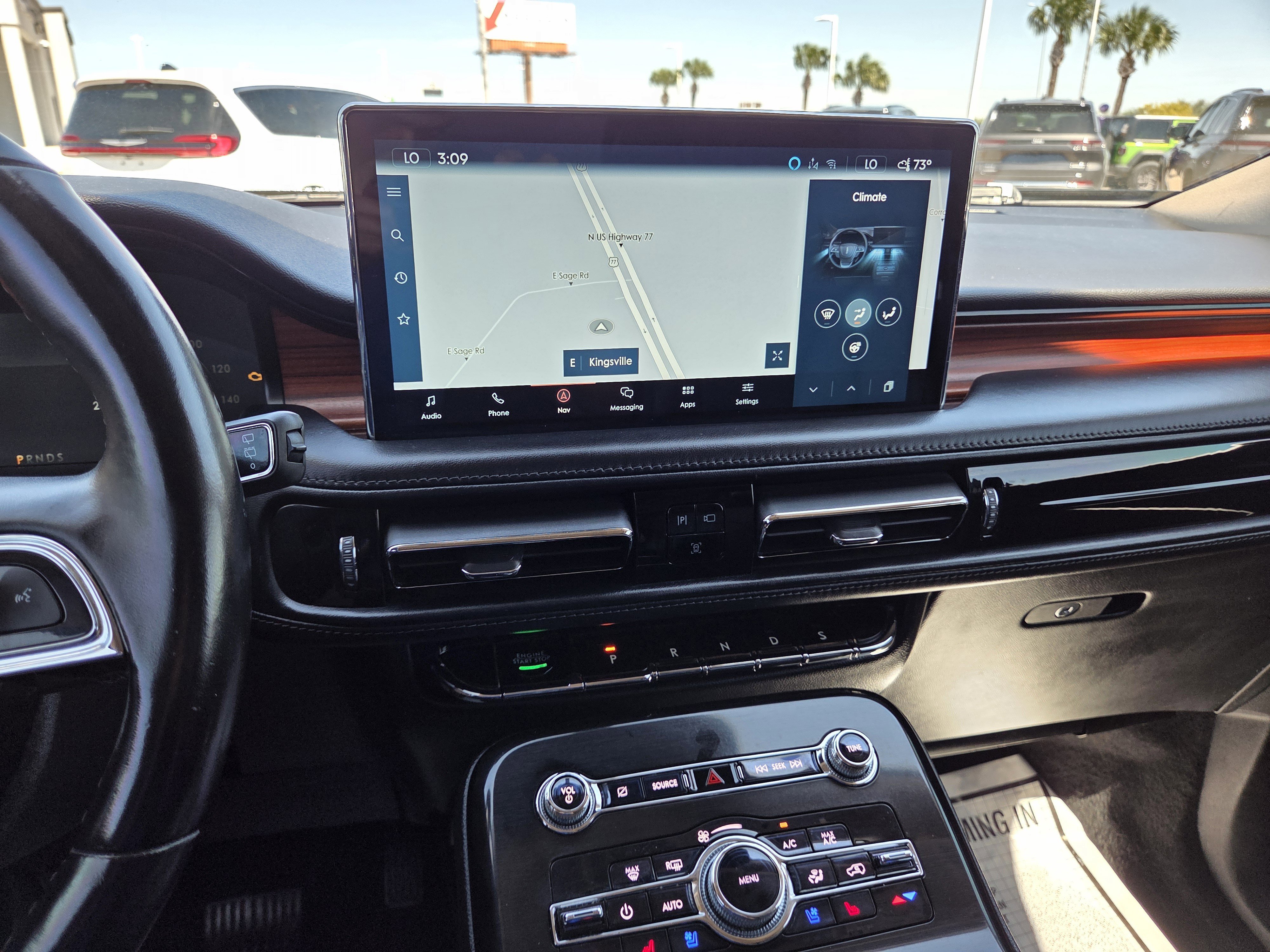 Used 2022 Lincoln Nautilus Reserve AWD/4WD image 39