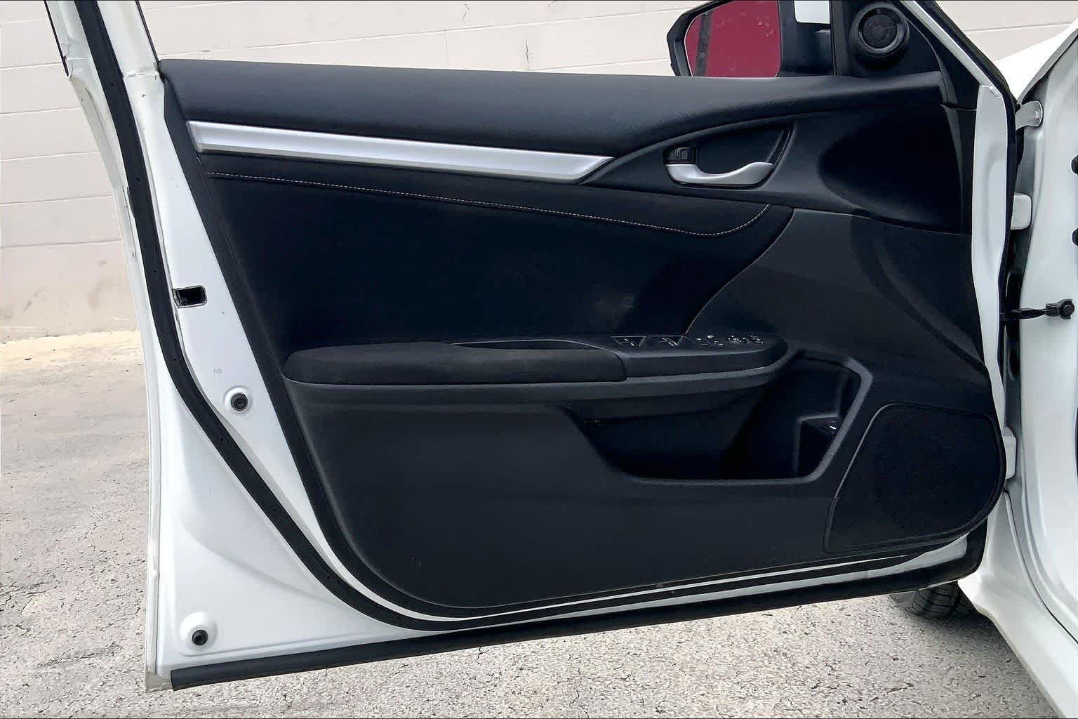 Used 2018 Honda Civic EX-T image 27