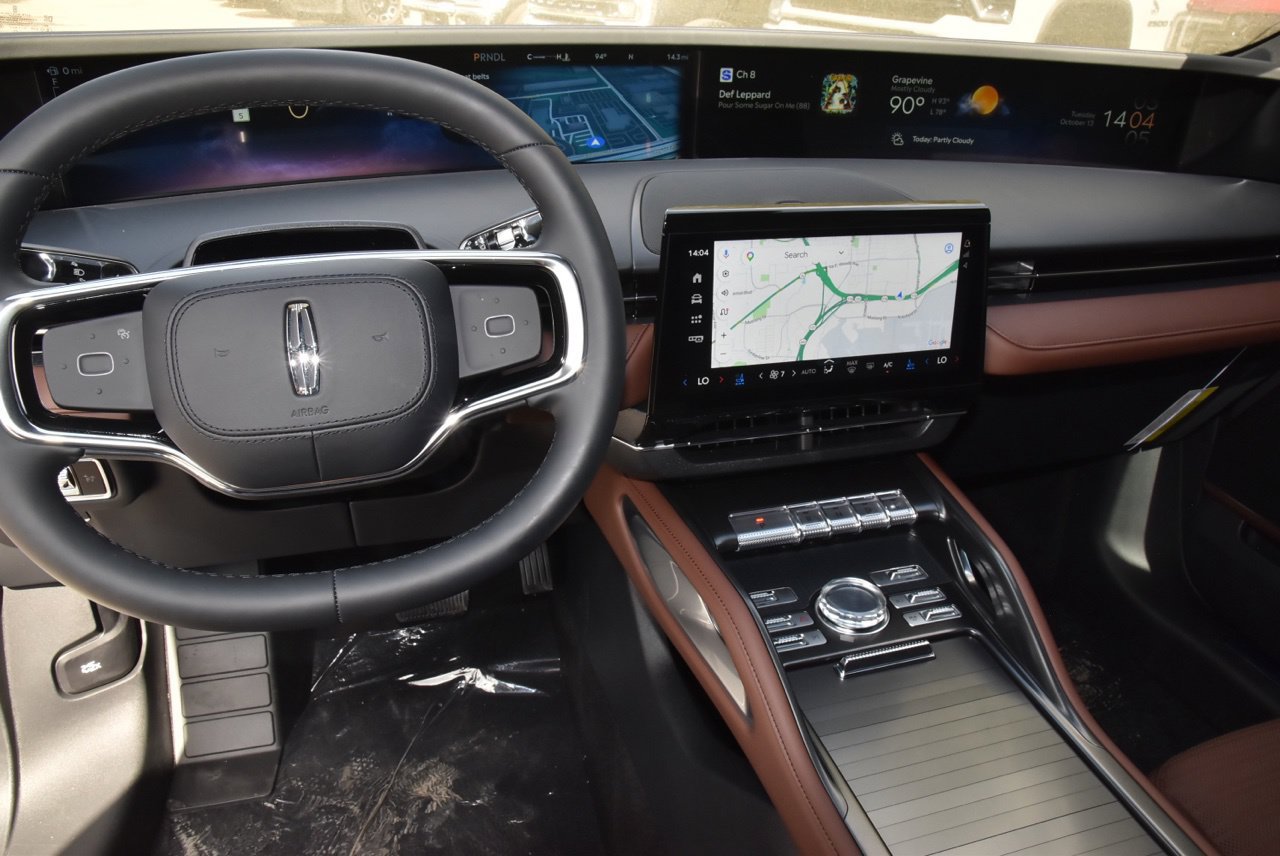 New 2026 Lincoln Nautilus Reserve AWD/4WD image 25