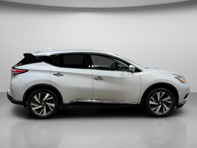 Used 2018 Nissan Murano Platinum image 2