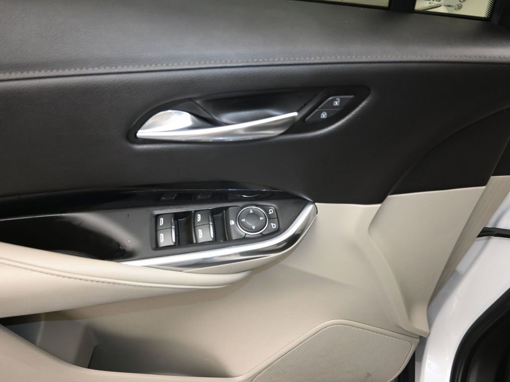 Used 2019 Cadillac XT4 Luxury FWD image 11