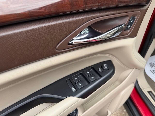 Used 2013 Cadillac SRX Luxury w/ Driver Awareness Package FWD image 39