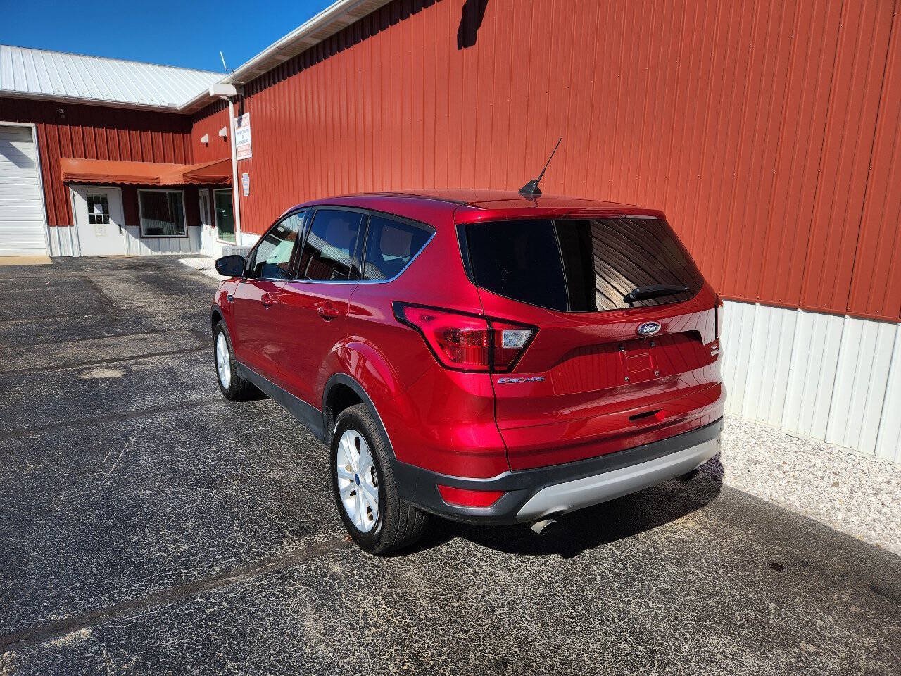 Used 2019 Ford Escape SE AWD/4WD image 5
