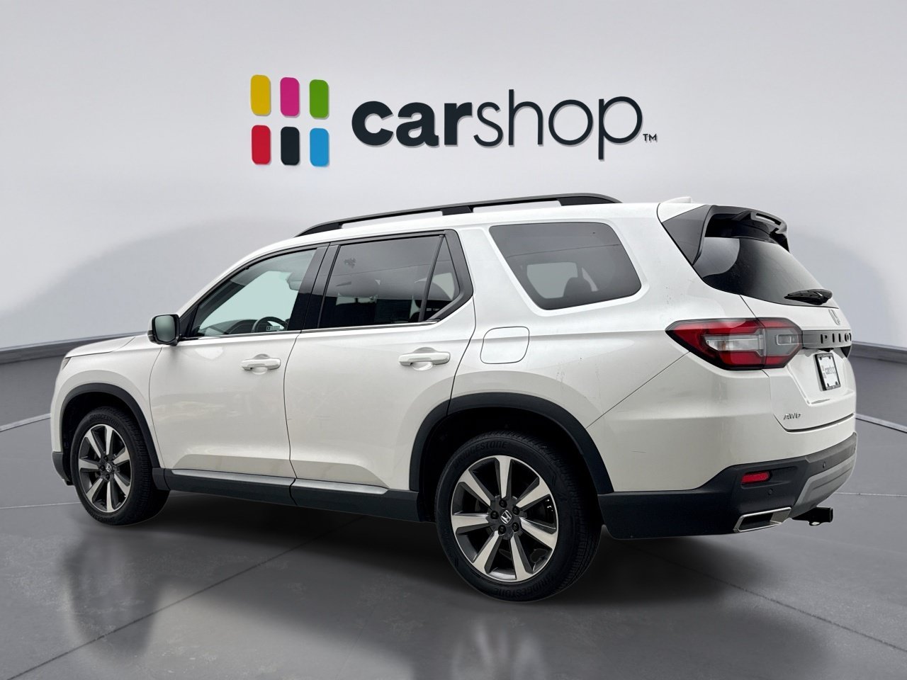 Used 2023 Honda Pilot Elite image 3