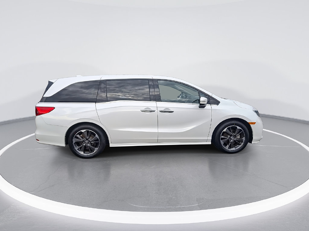 Used 2024 Honda Odyssey Elite image 11