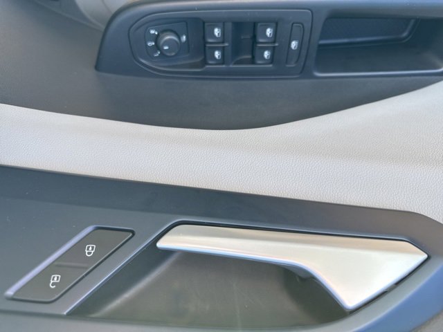 Used 2022 Volkswagen Taos SE image 20