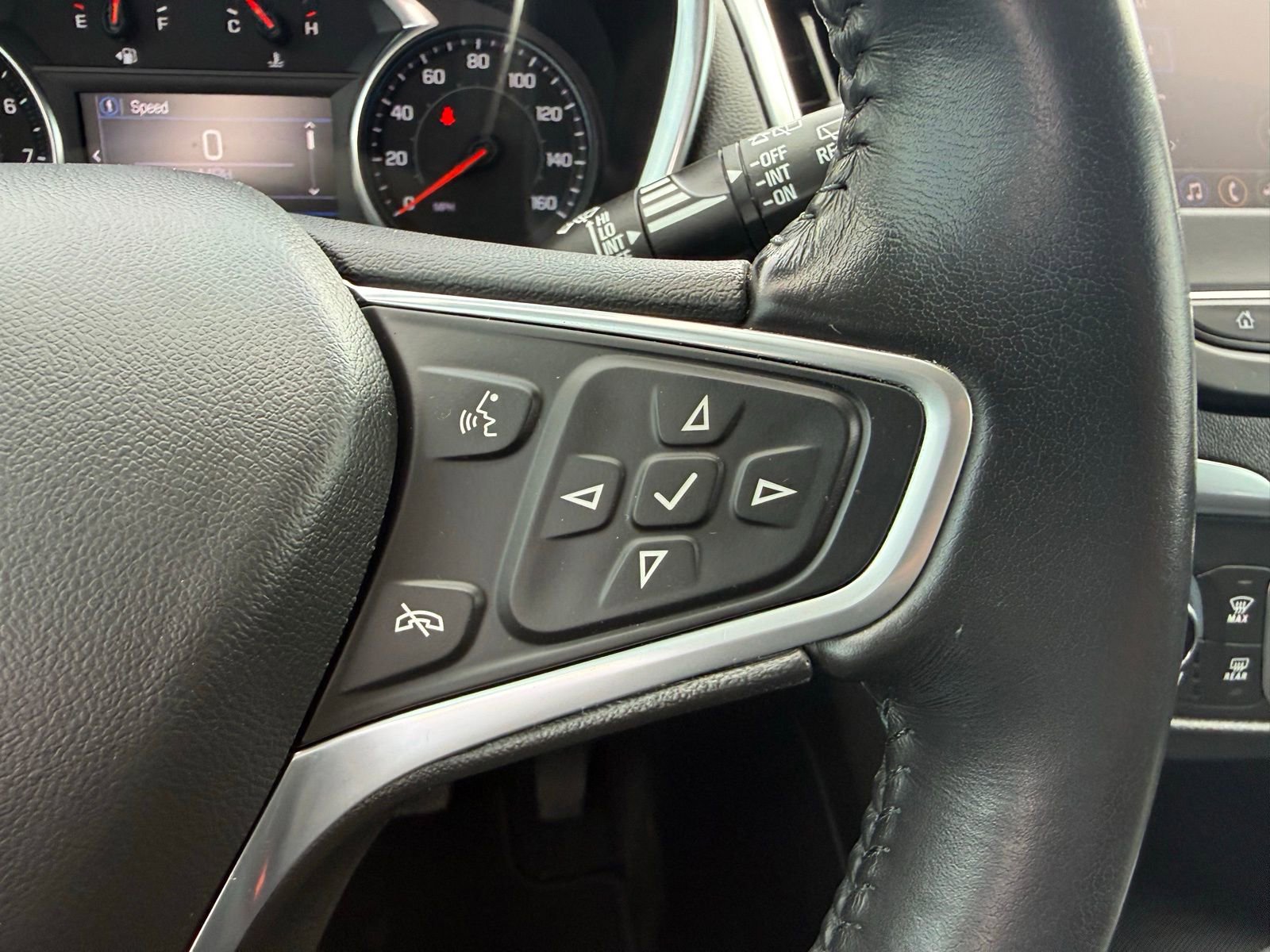 Used 2022 Chevrolet Equinox LT image 18