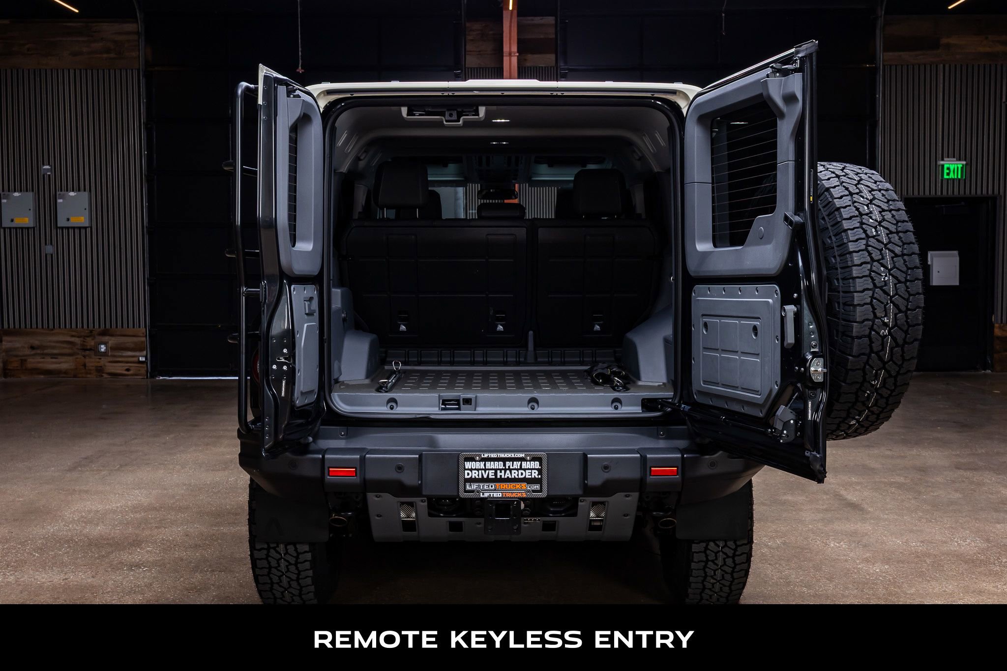 Used 2024 INEOS Grenadier Fieldmaster Edition image 9
