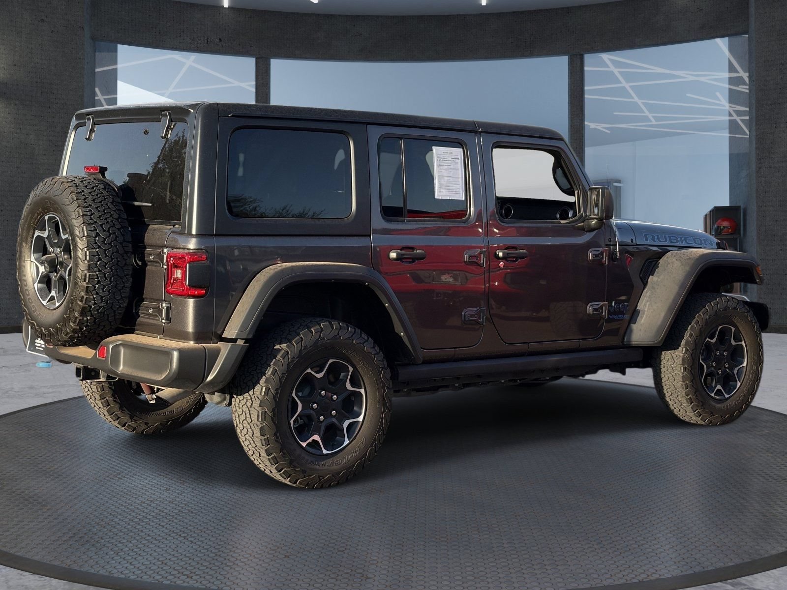Used 2022 Jeep Wrangler Unlimited Rubicon 4xe AWD/4WD image 6