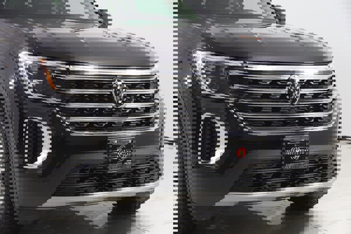 Used 2024 Volkswagen Atlas SE image 37