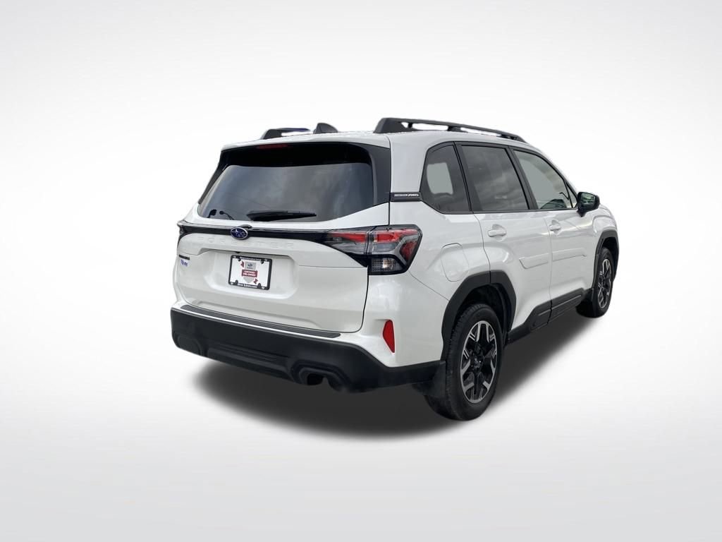 Certified 2025 Subaru Forester Premium image 18
