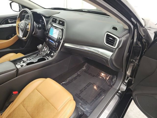 Used 2016 Nissan Maxima SR image 33