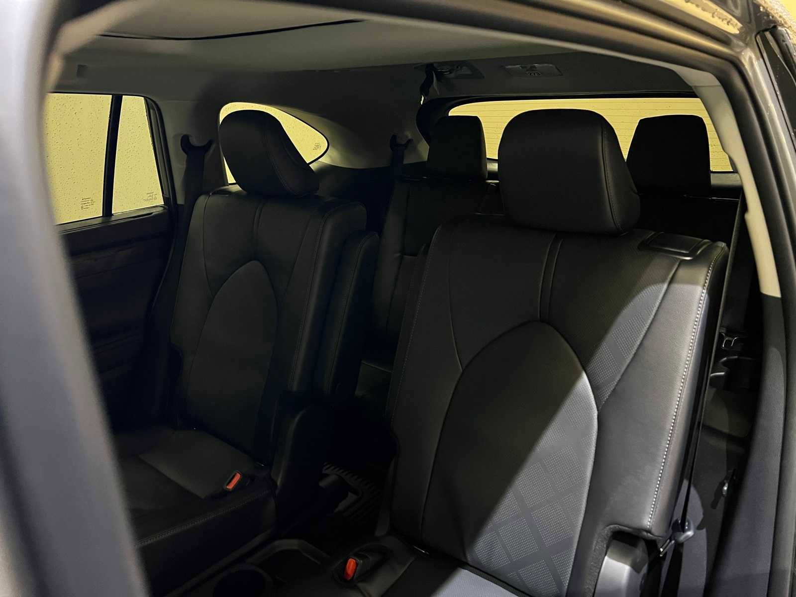 Certified 2025 Toyota Highlander Platinum image 13