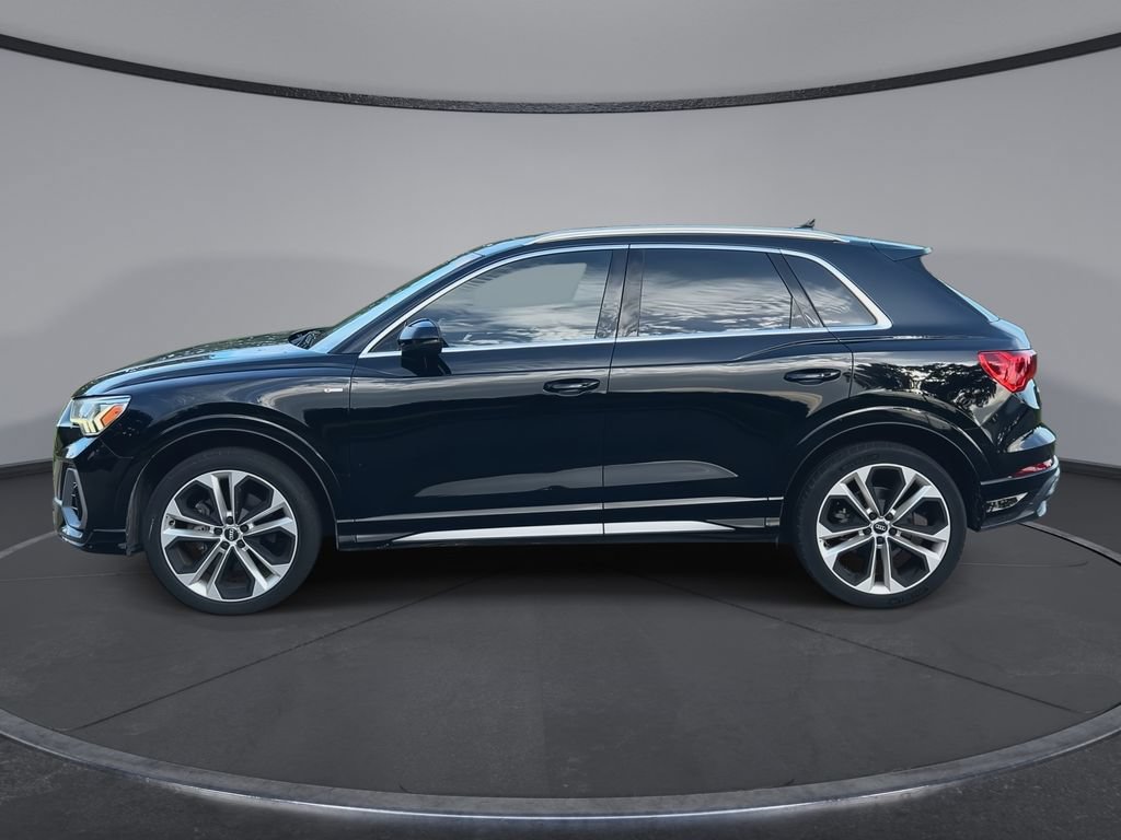 Used 2020 Audi Q3 2.0T Premium Plus w/ Premium Plus Package AWD/4WD image 5