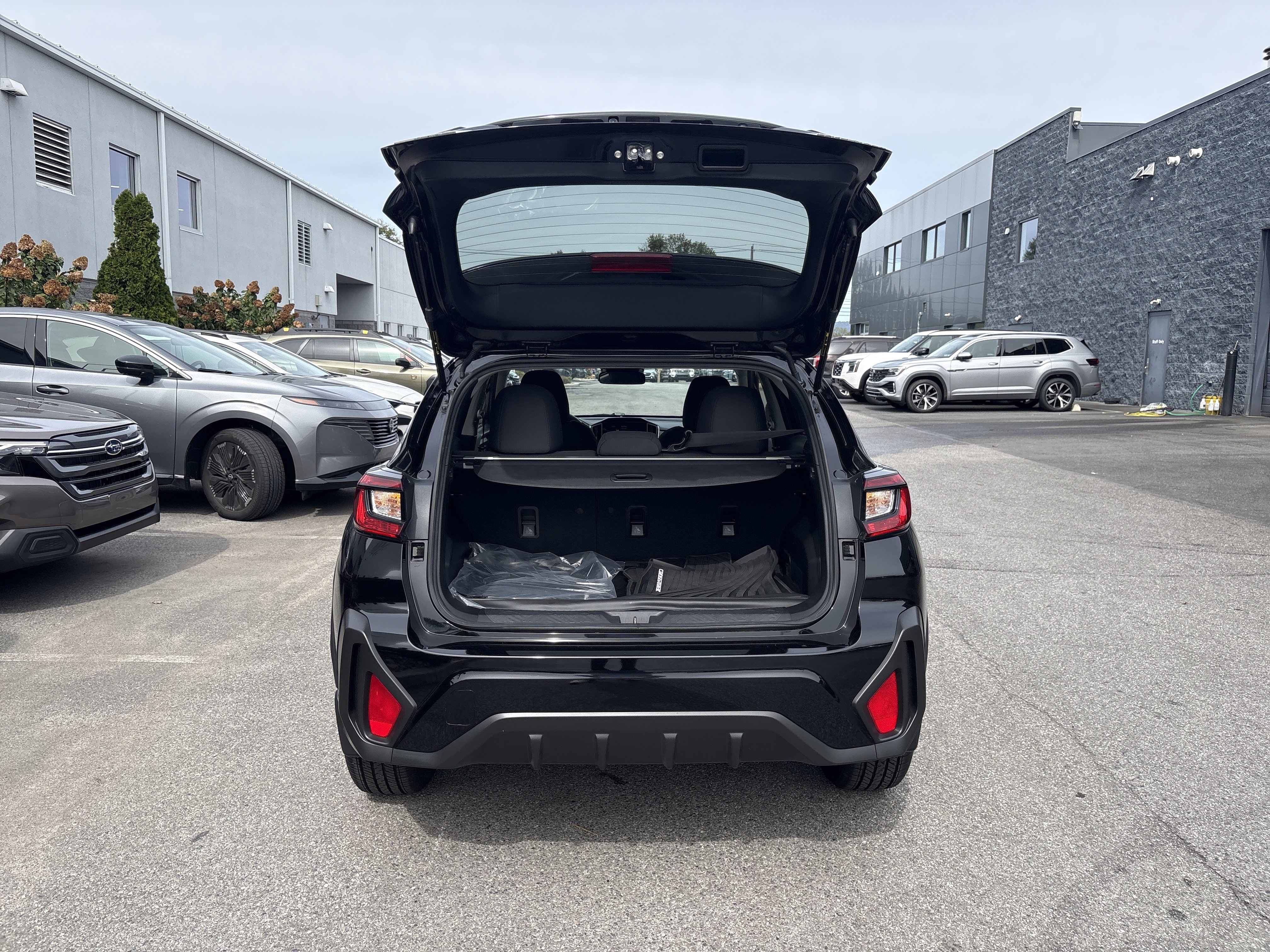 Certified 2025 Subaru Crosstrek 2.5i Premium image 17