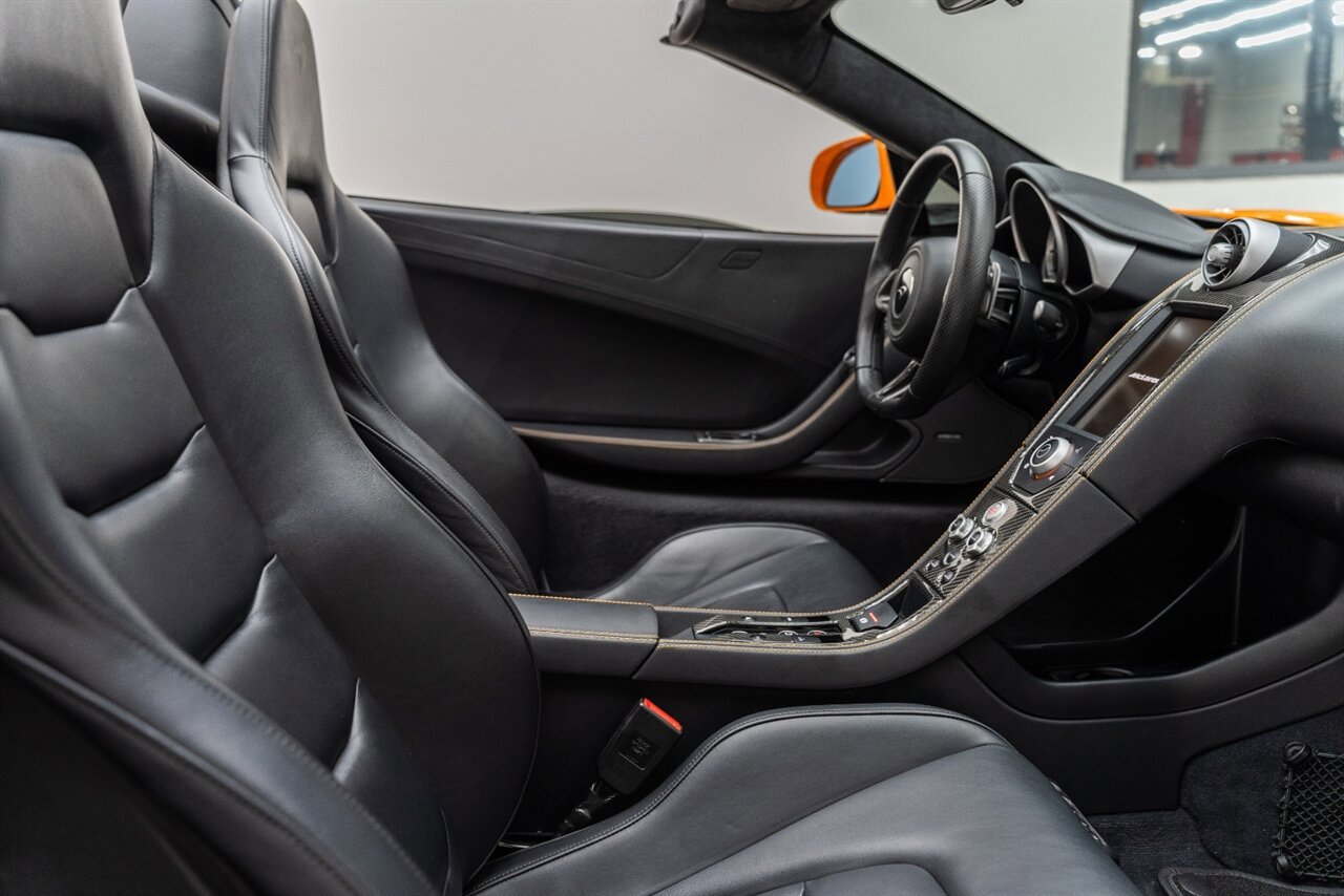Used 2014 McLaren MP4-12C Spider RWD image 40