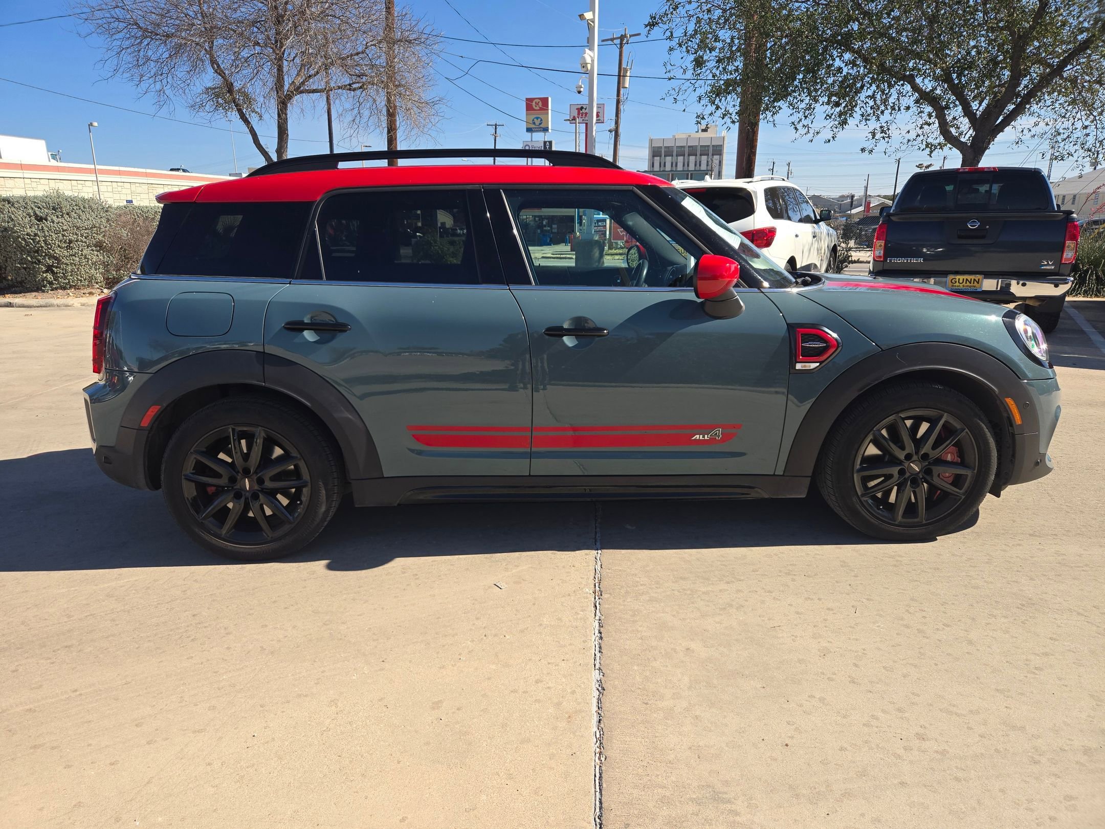 Used 2022 MINI Cooper Countryman John Cooper Works w/ Convenience Package image 2