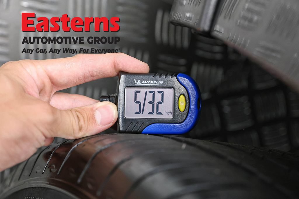 Used 2023 Chrysler 300 S RWD image 25