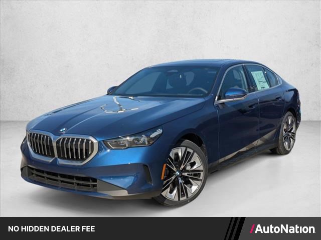 New 2026 BMW 530i xDrive w/ Premium Package