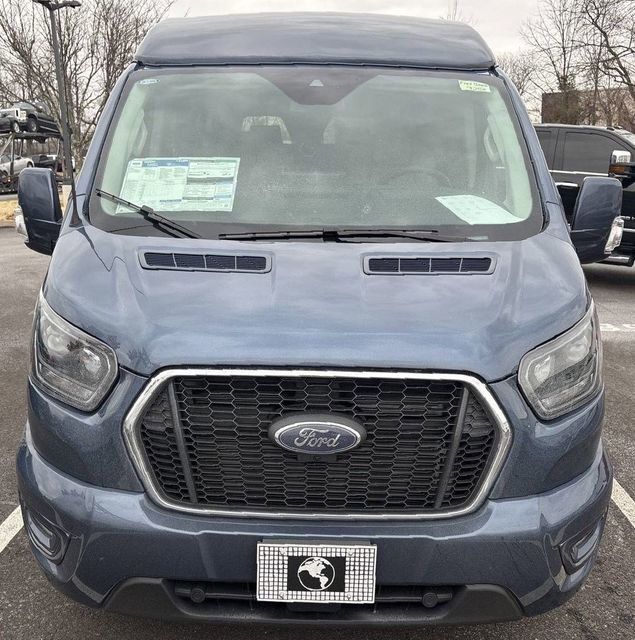 Used 2024 Ford Transit 150 Low Roof AWD image 8