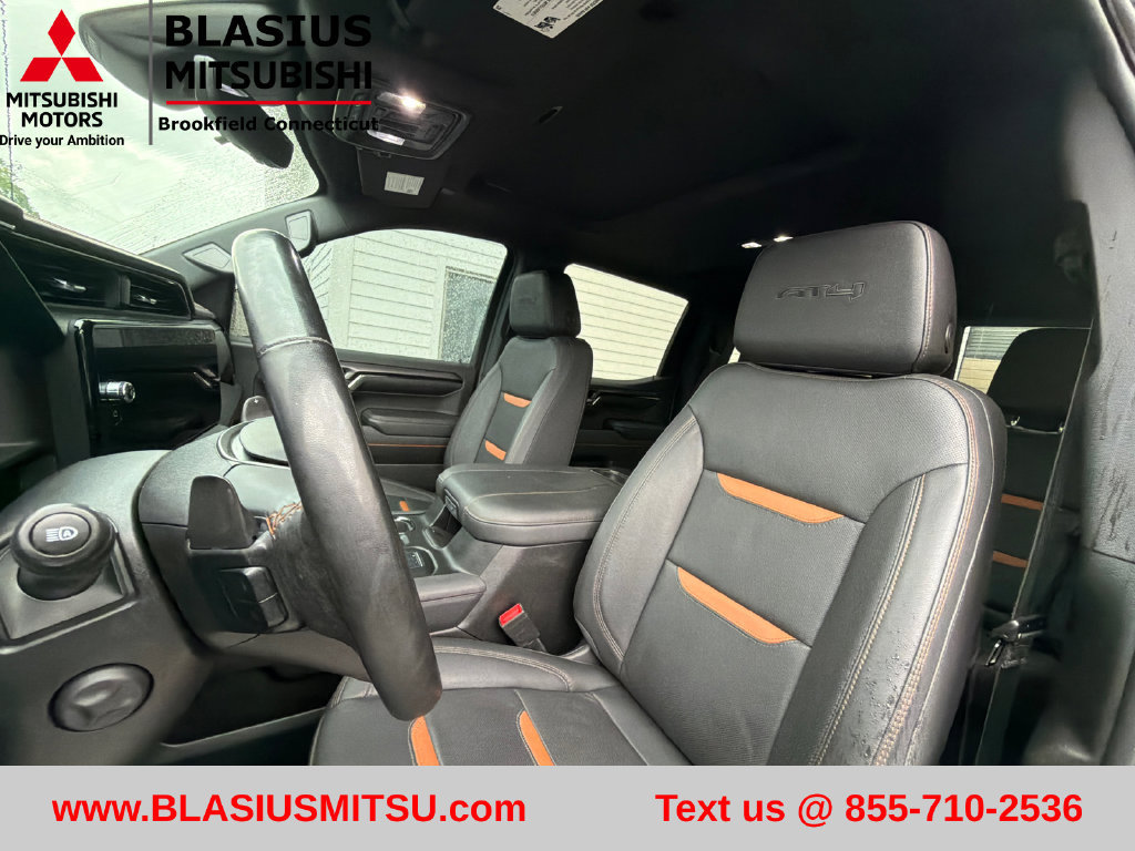 Used 2023 GMC Sierra 1500 AT4 w/ AT4 Premium Package AWD/4WD image 17