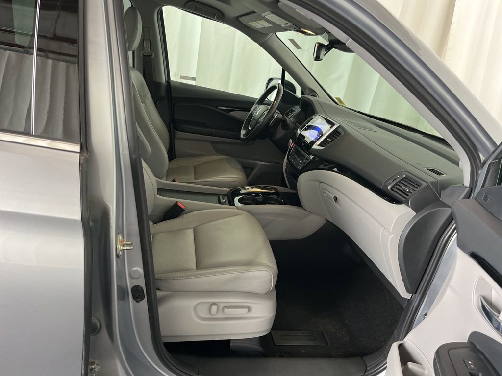 Used 2020 Honda Ridgeline RTL-E image 25