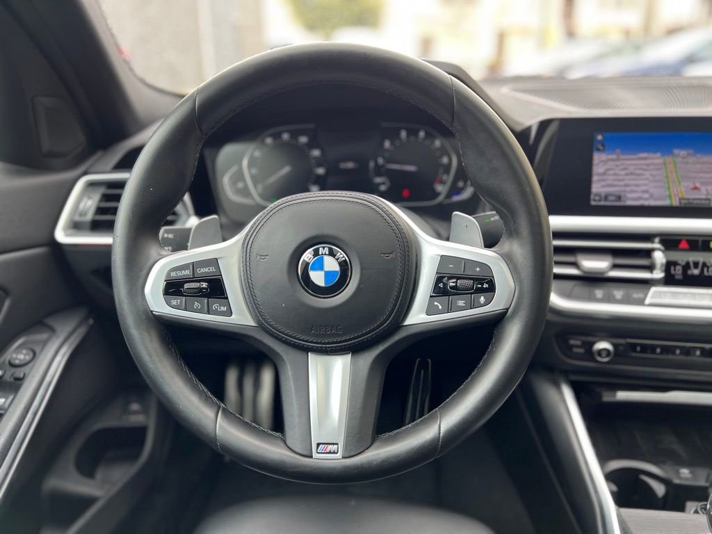 Used 2022 BMW 330i Sedan w/ M Sport Package image 30