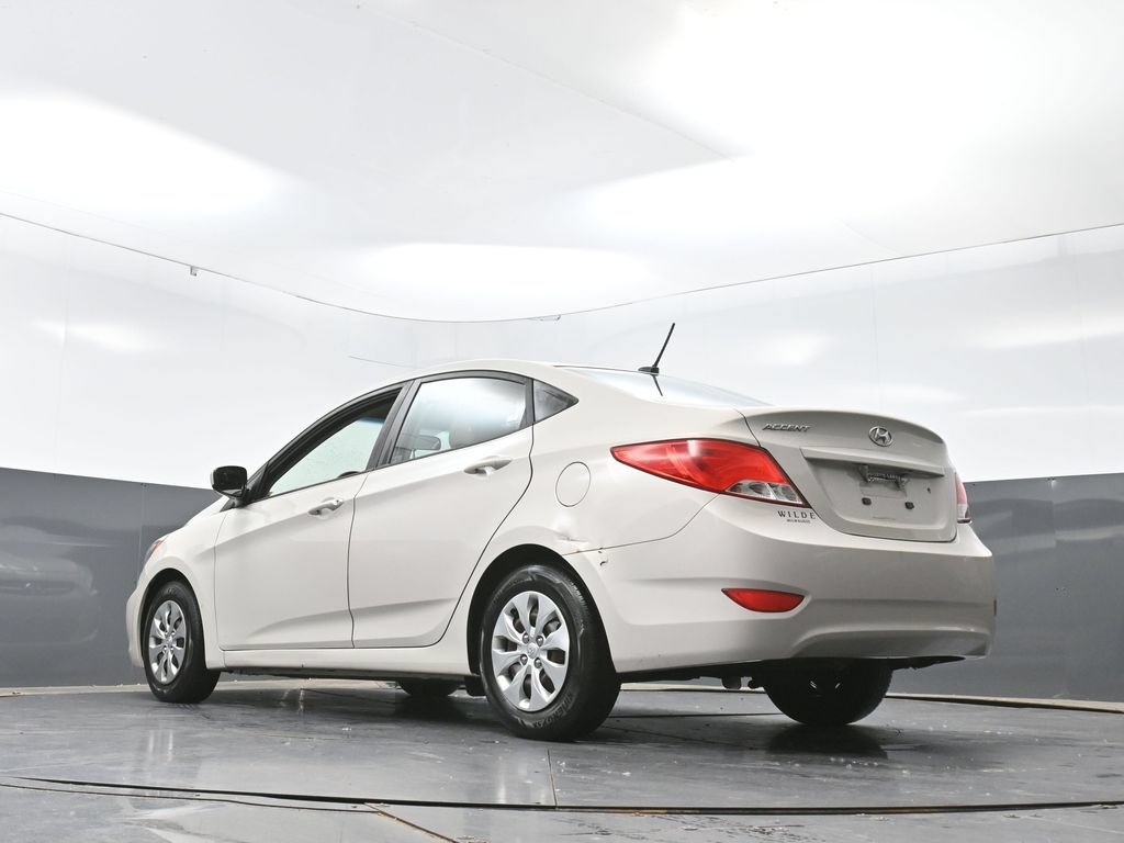 Used 2017 Hyundai Accent SE FWD image 28