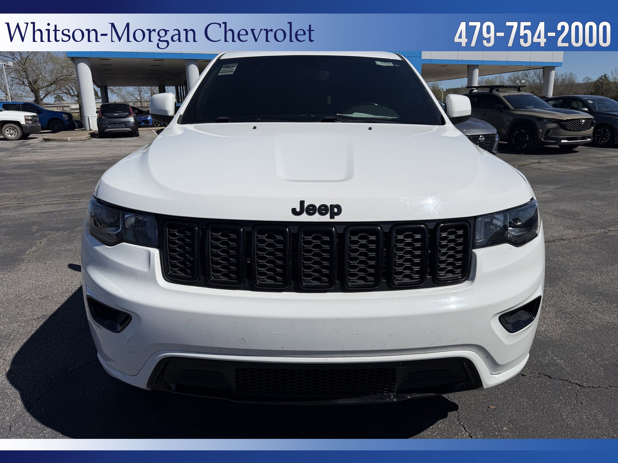 Used 2020 Jeep Grand Cherokee Altitude RWD image 2