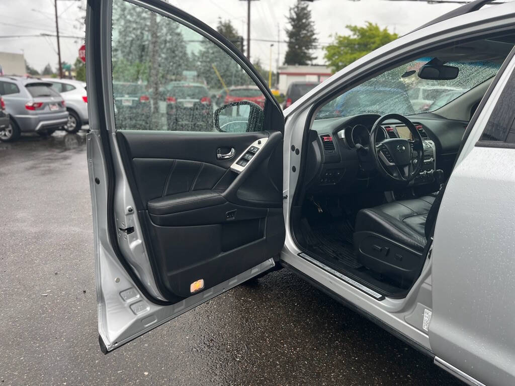 Used 2011 Nissan Murano SL w/ Navigation Pkg AWD/4WD image 10
