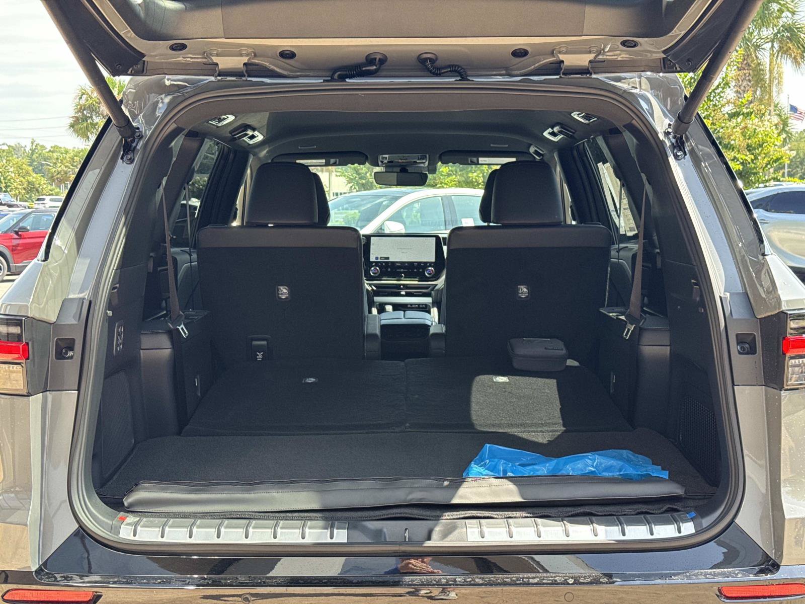 New 2026 Lexus TX 500h AWD image 5