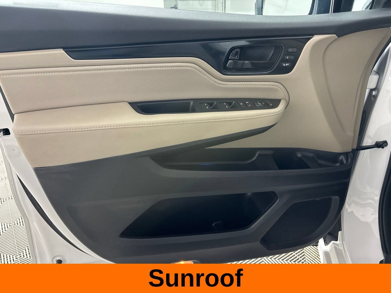 Used 2023 Honda Odyssey Touring image 9