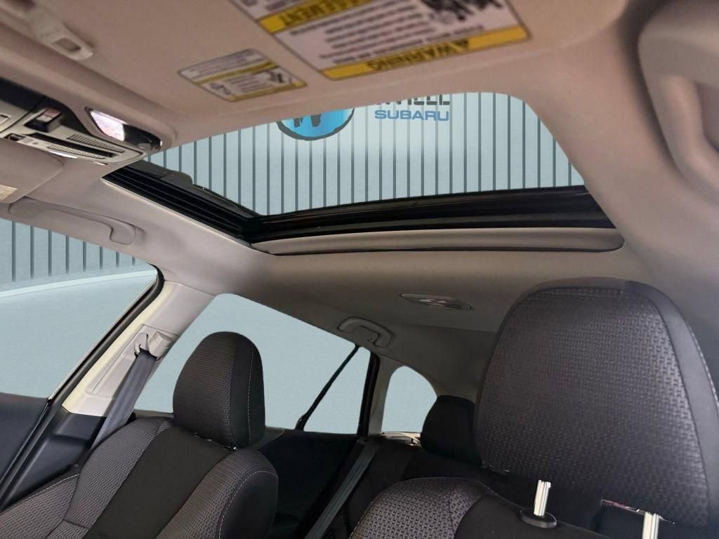 Certified 2025 Subaru Outback Premium AWD/4WD image 18