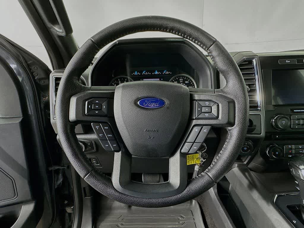 Used 2016 Ford F150 XLT w/ Equipment Group 302A Luxury RWD image 16