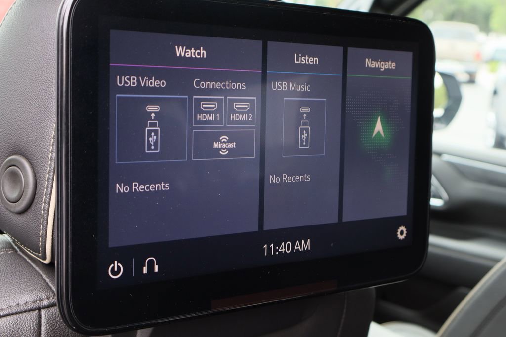 Used 2021 GMC Yukon XL SLT w/ SLT Premium Package RWD image 27