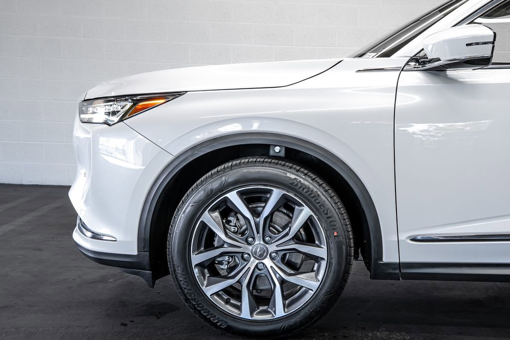 Used 2023 Acura MDX FWD w/ Technology Package image 12