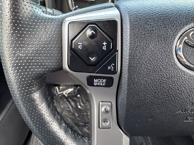 Used 2023 Toyota 4Runner Limited AWD/4WD image 22