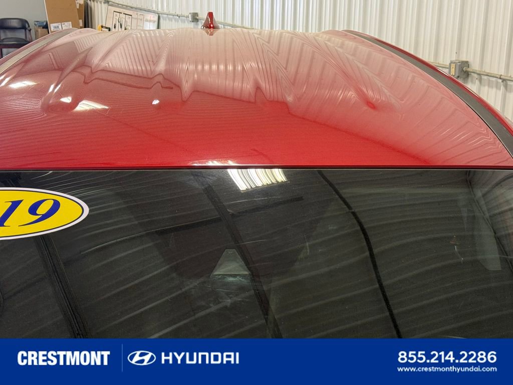 Used 2019 Hyundai Santa Fe SEL FWD image 15