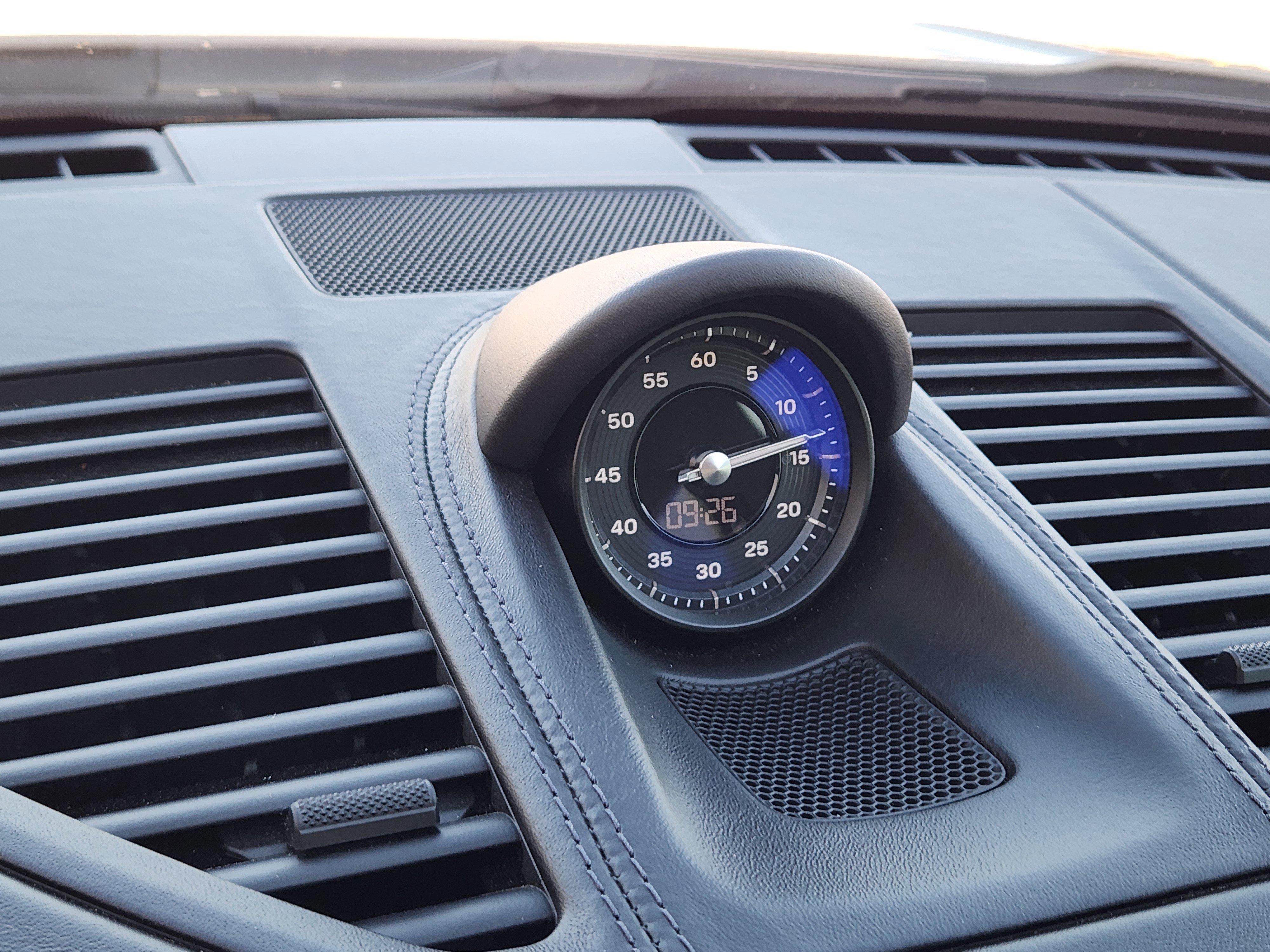 Used 2022 Porsche 911 Carrera 4 GTS image 16