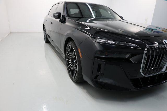 Used 2024 BMW 760i xDrive w/ Executive Package AWD/4WD image 62