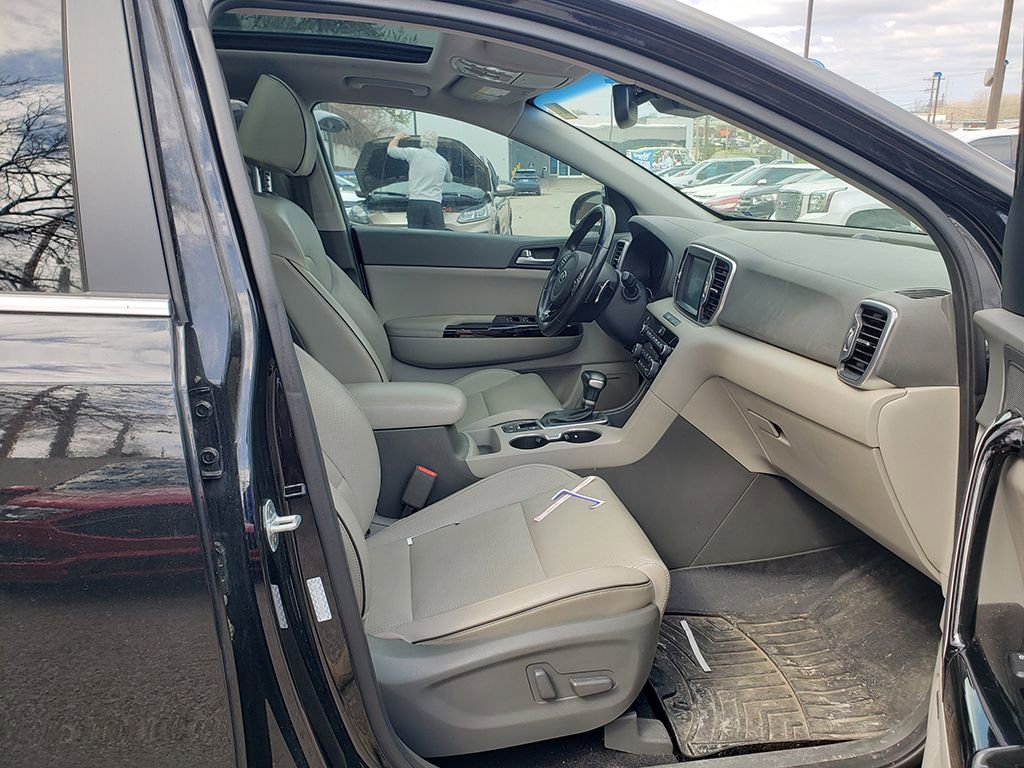 Used 2018 Kia Sportage SX image 9