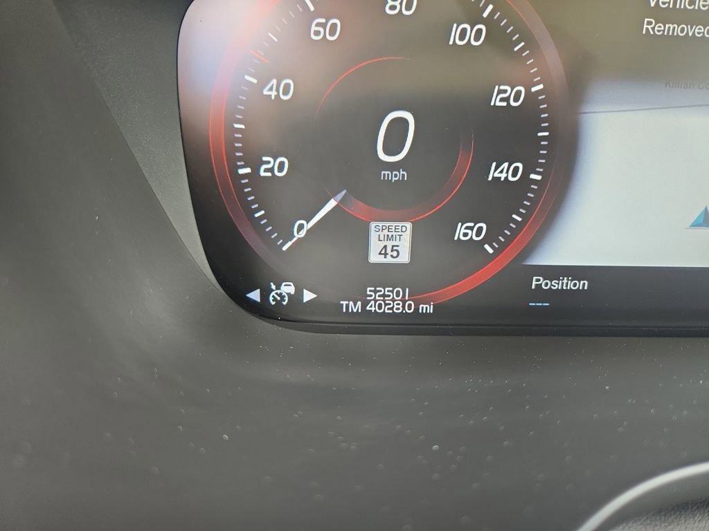 Used 2020 Volvo XC60 T5 Inscription image 23