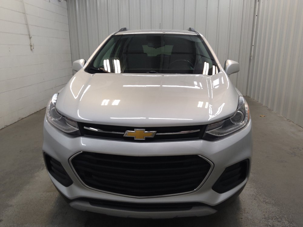 Used 2019 Chevrolet Trax LT w/ LT Convenience Package AWD/4WD image 15