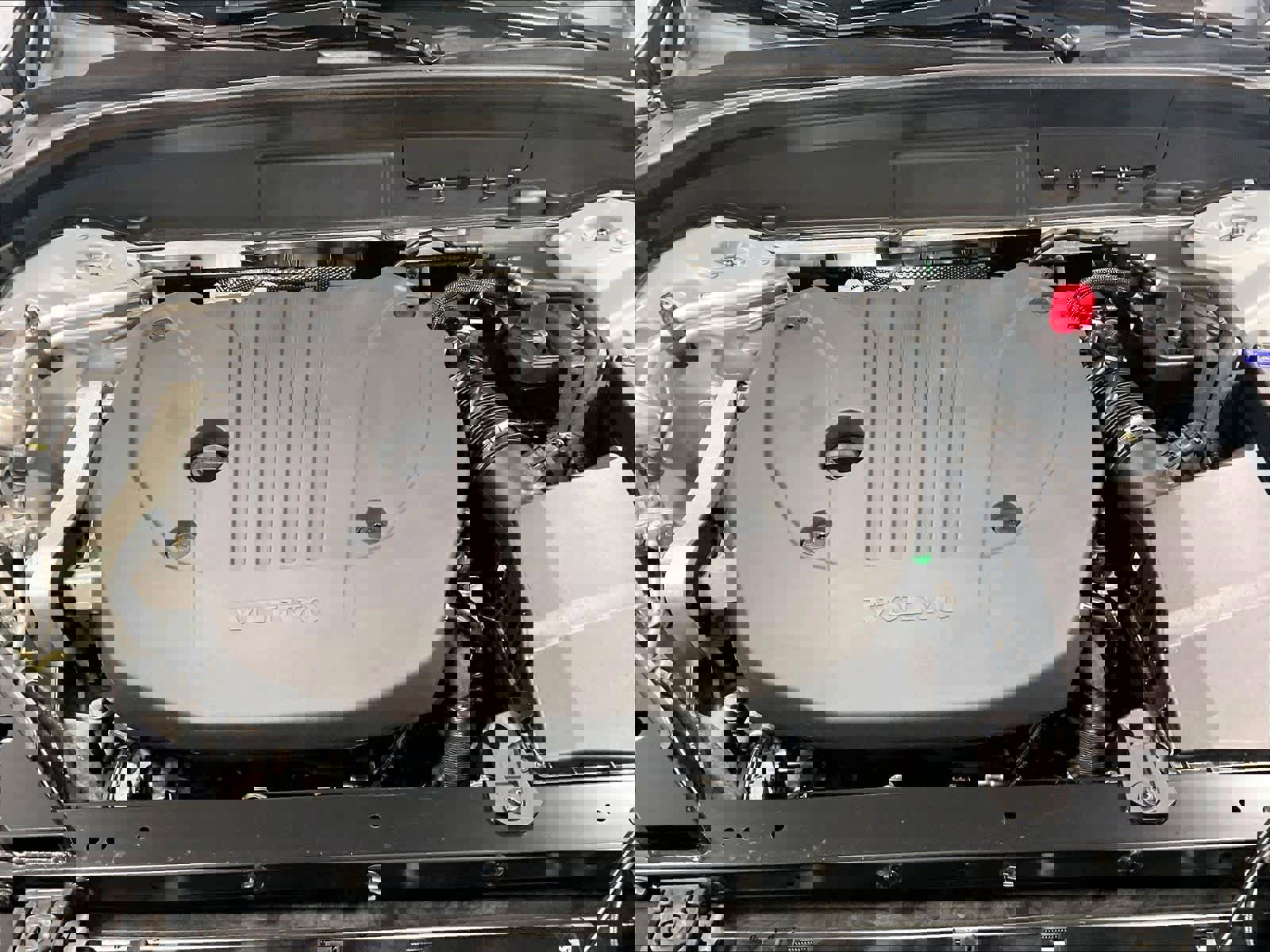 Used 2025 Volvo XC60 B5 Plus image 30