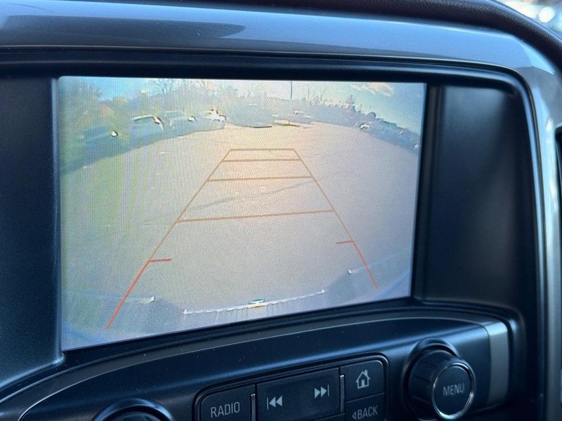 Used 2018 Chevrolet Silverado 1500 High Country image 23