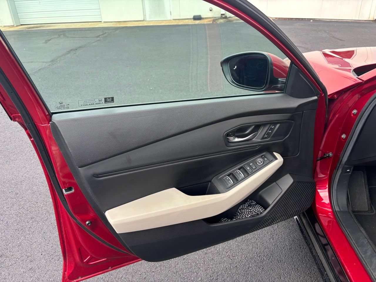 Used 2025 Honda Accord EX-L image 10