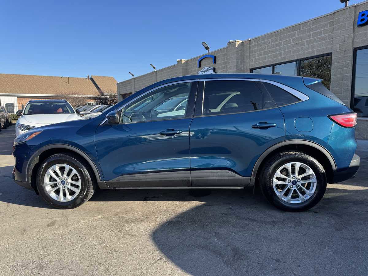 Used 2020 Ford Escape SE image 8