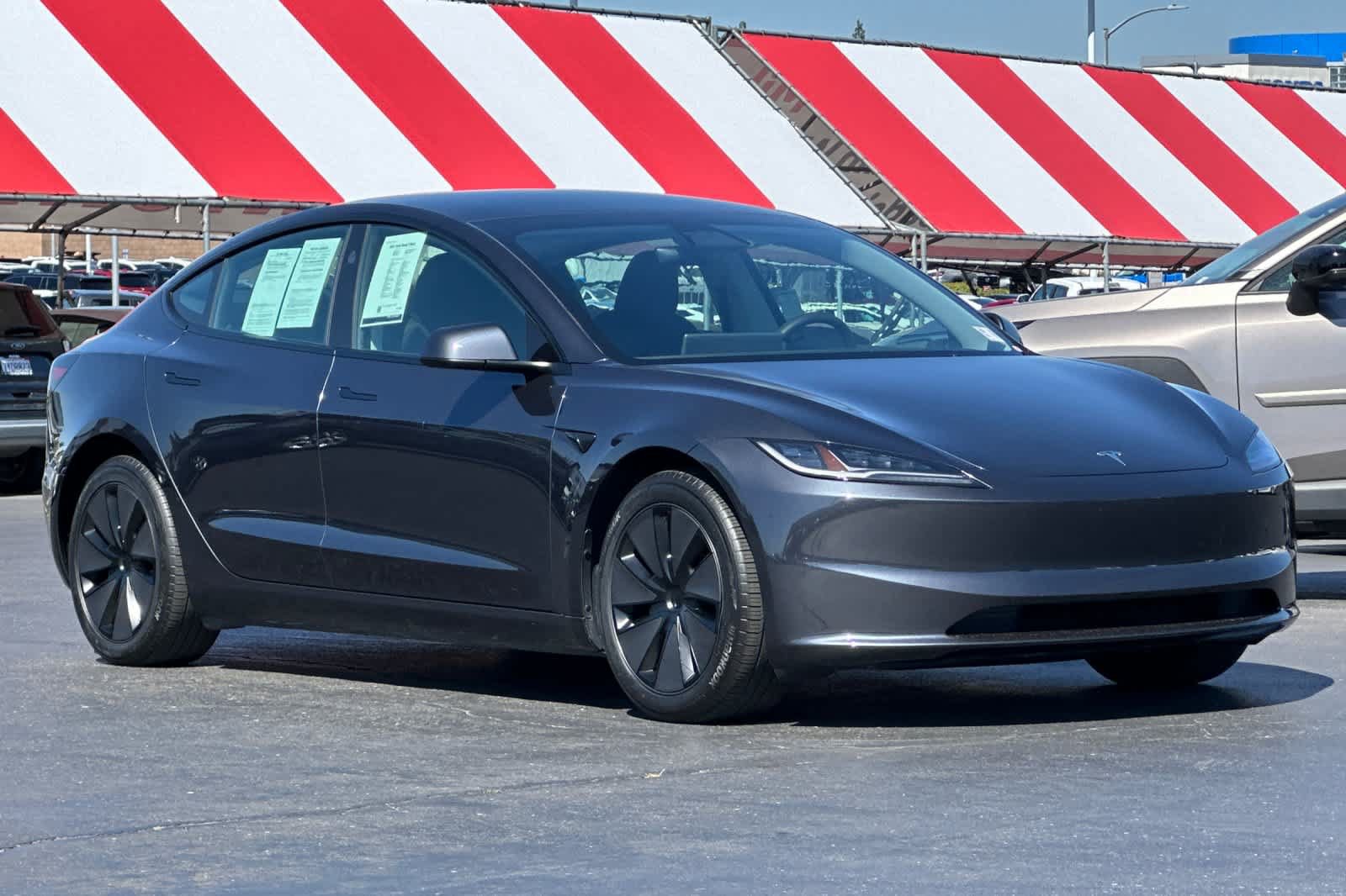 Used 2024 Tesla Model 3 Standard Range RWD image 5