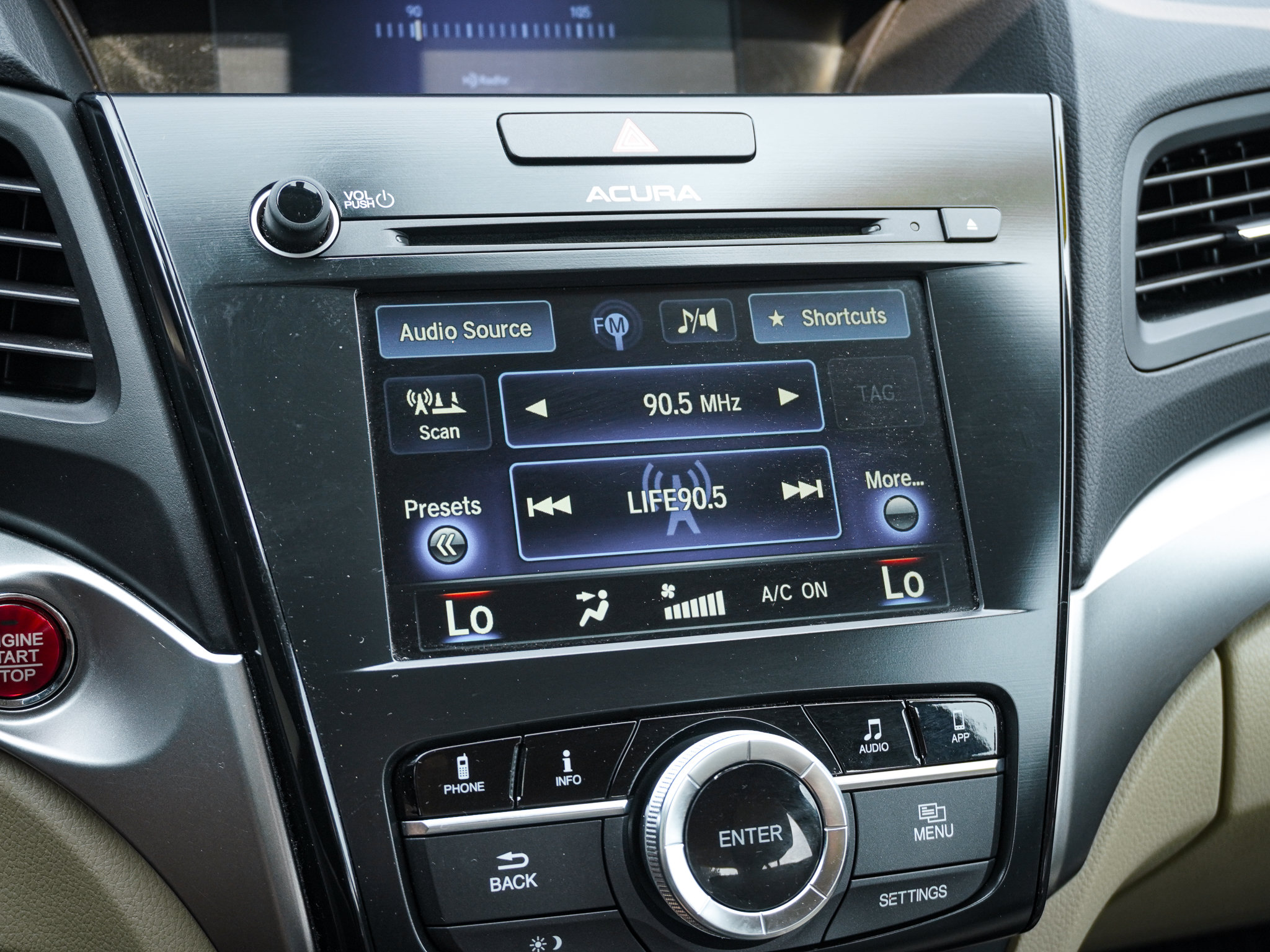 Used 2017 Acura ILX FWD image 23