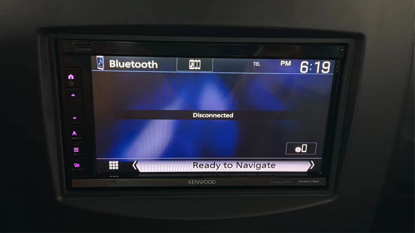 Used 2004 Cadillac XLR RWD image 22